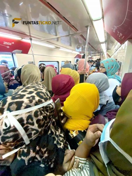 Gambar tular penumpang berhimpit sahih, tren asal alami 